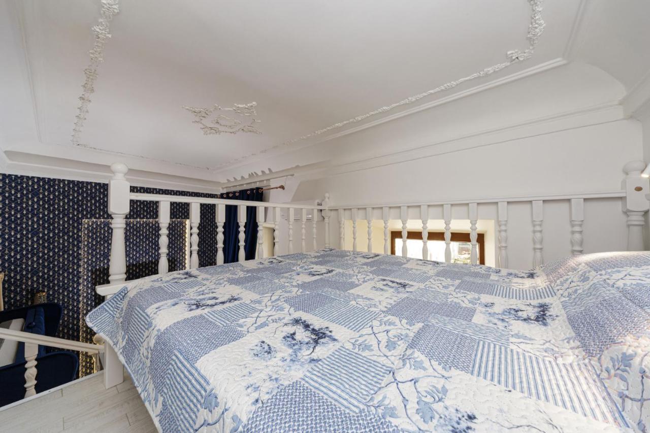 Серце Старого Міста Apartment Odessa Ngoại thất bức ảnh